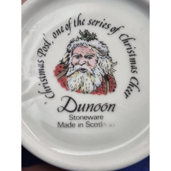 DUNOON Christmas Mugs Santa's Arrival & Christmas Past 10oz Set of Two Scotland - Picture 10 of 11